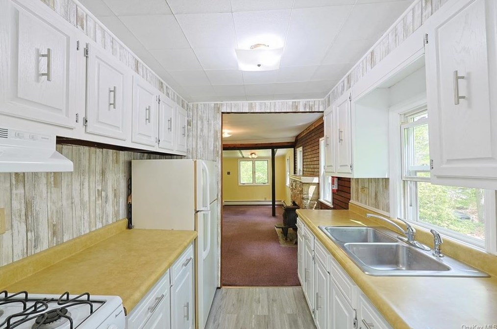 81 Sylvan Trl, Monroe NY  10950-6710 exterior