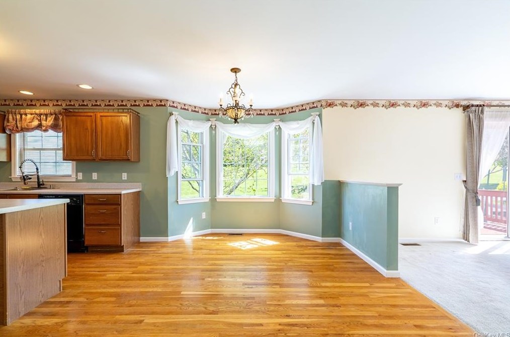 6 Rose Ct, La Grange NY  12540-6246 exterior