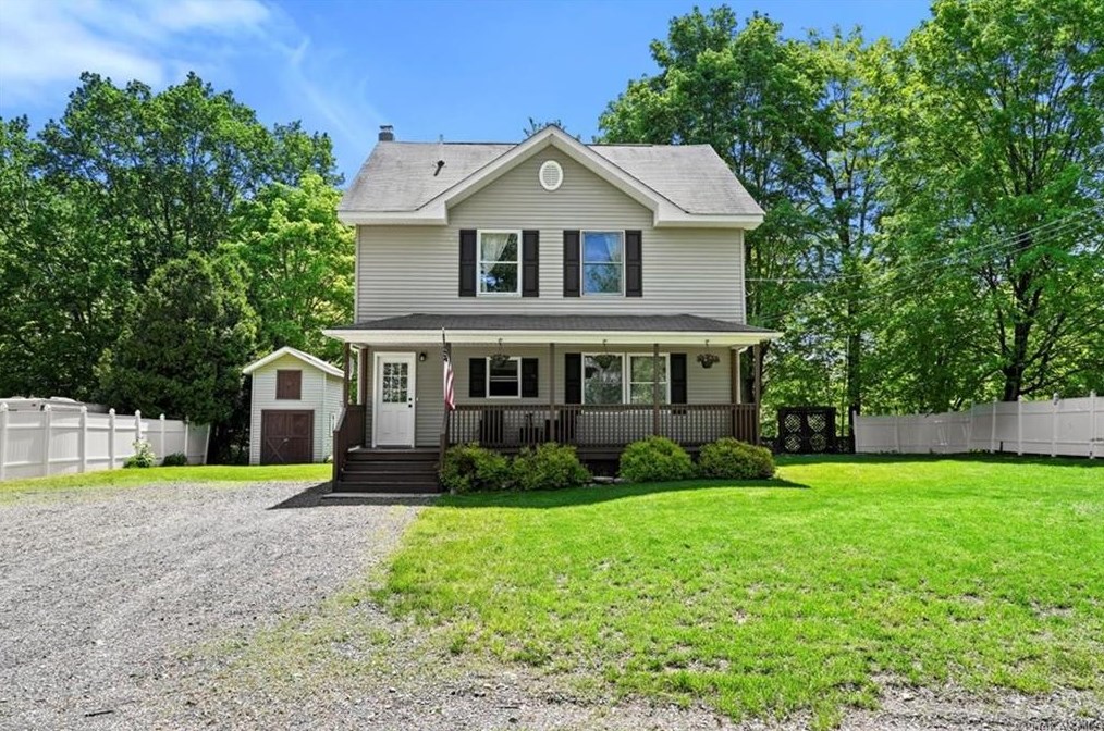 45 Dickerson Ave, Montgomery, NY 12549