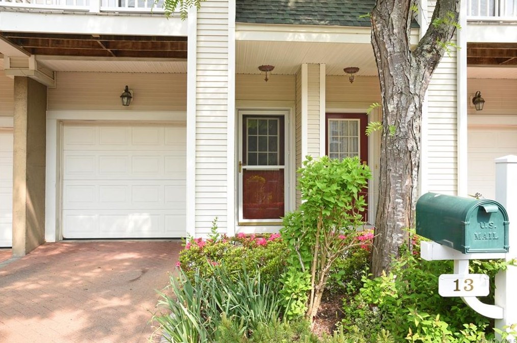 13 Lake Marie Ln, Bedford Hills, NY 10507