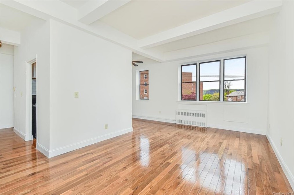 632 Warburton Ave #2g, Yonkers, NY 10701