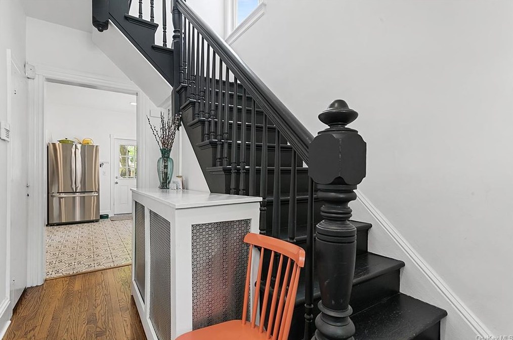 55 Legrande Ave, North Tarrytown NY  10591-3405 exterior