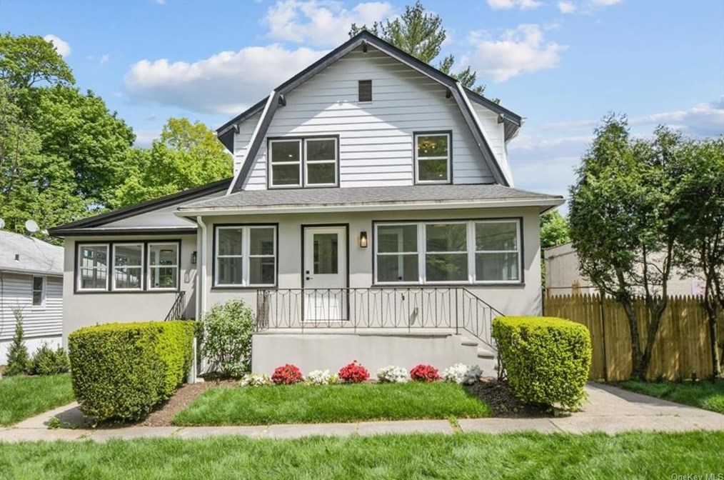 11 Hutchinson Blvd, Mount Vernon, NY 10552