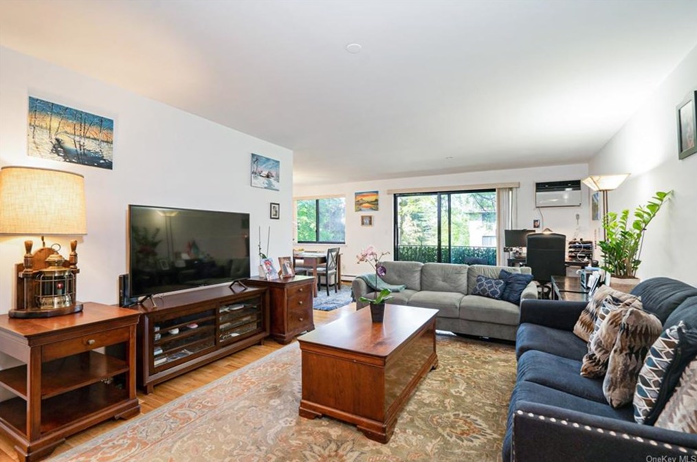 508 Central Park Ave #5201, Scarsdale, NY 10583