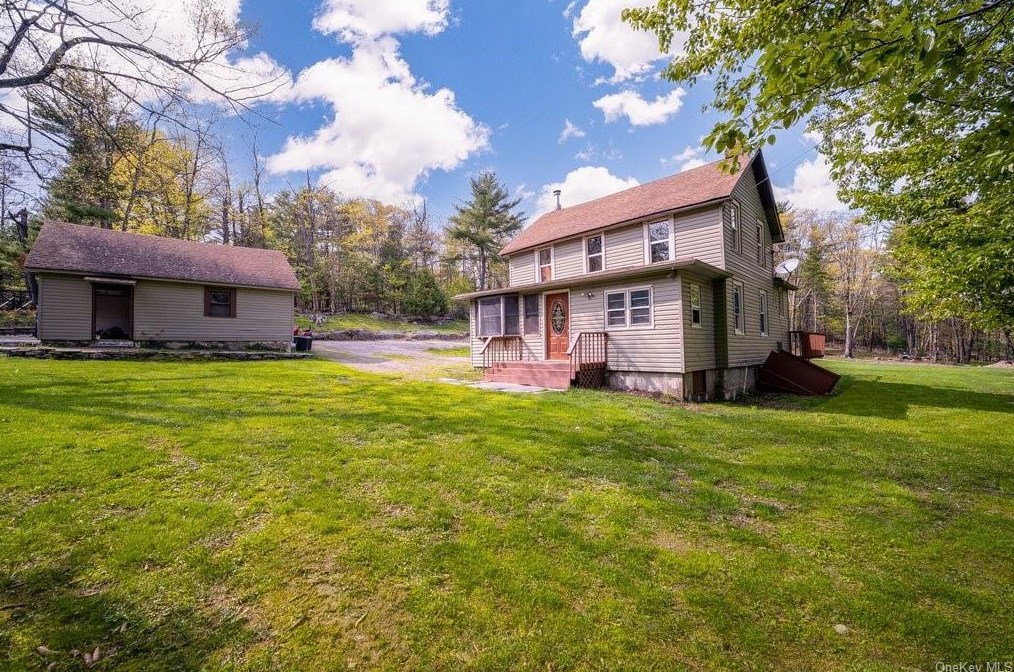94 Little Rd, Wurtsboro, NY 12790-4908
