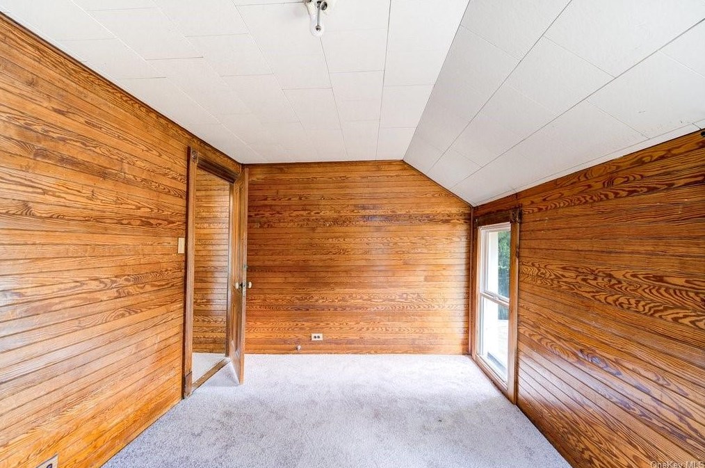 94 Little Rd, Wurtsboro NY  12790-4908 exterior