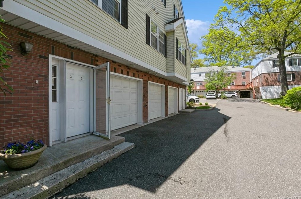 599 Midland Ave ##3-3, Rye, NY 10580
