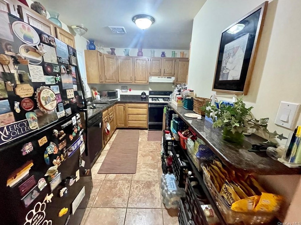 33 Wargo Ct, West Haverstraw, NY 10993