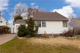 8 Ceil, Bethpage, NY 11714 - MLS 3290993 - Coldwell Banker