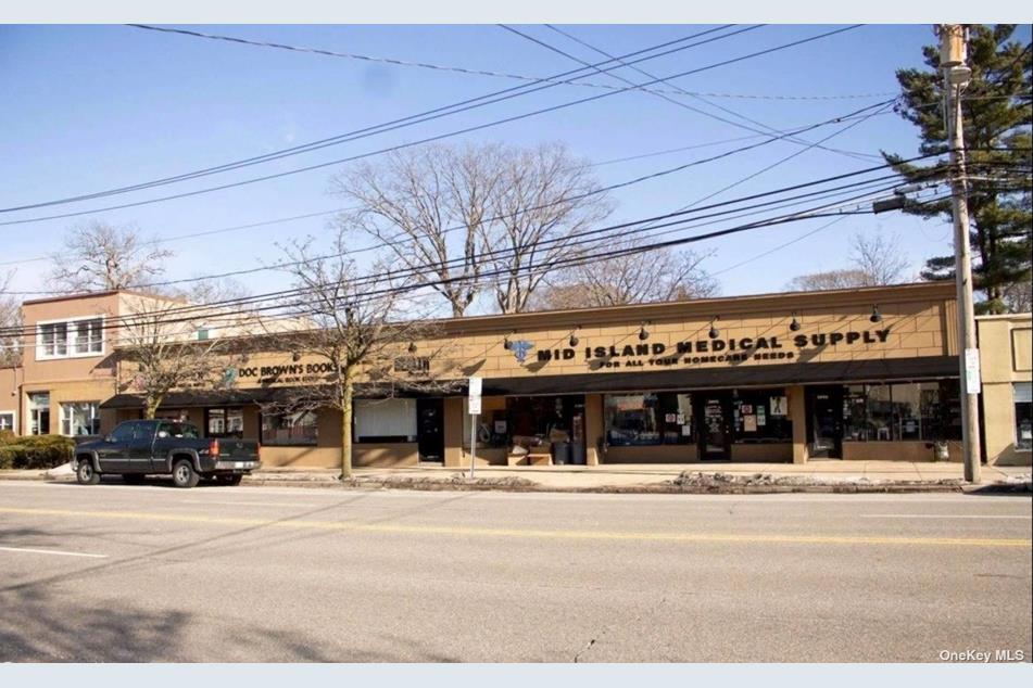 2091 Wantagh Ave, Wantagh, NY 11793 MLS 3447112 Coldwell Banker