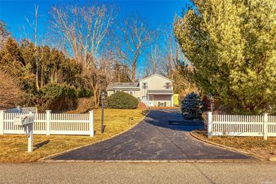 5 Park Street, Setauket, NY 11733 - Photo 1