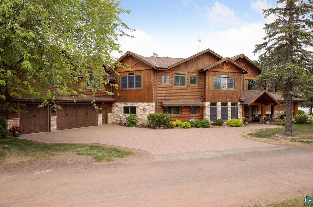 94096 Warloe Shore Ln, Moose Lake, MN 55767-6711