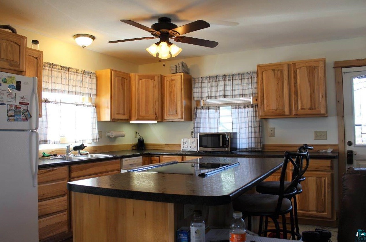 39 Fern Ct, Babbitt, MN 55706-1217