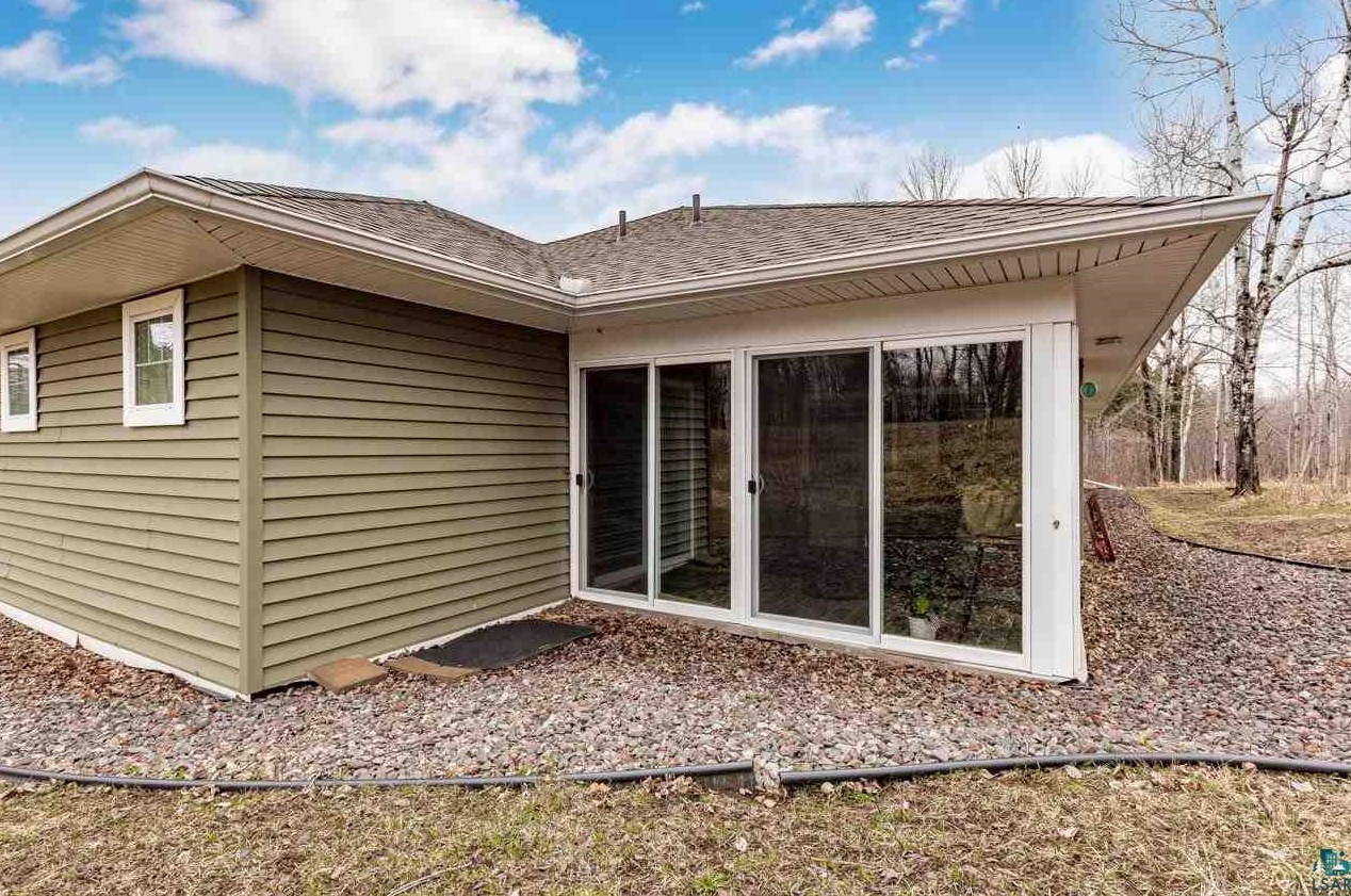 4239 Stebner Rd, Duluth, MN 55811