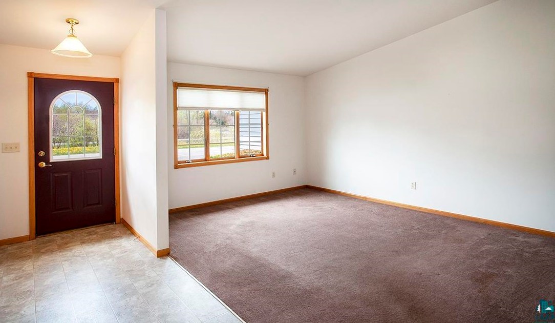14 Michele Ln, Esko, MN 55733