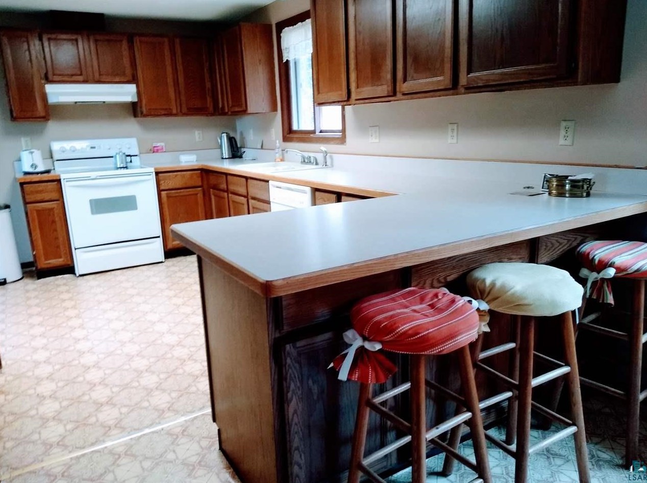 90815 Old County Highway K, Red Cliff, WI 54814-4759