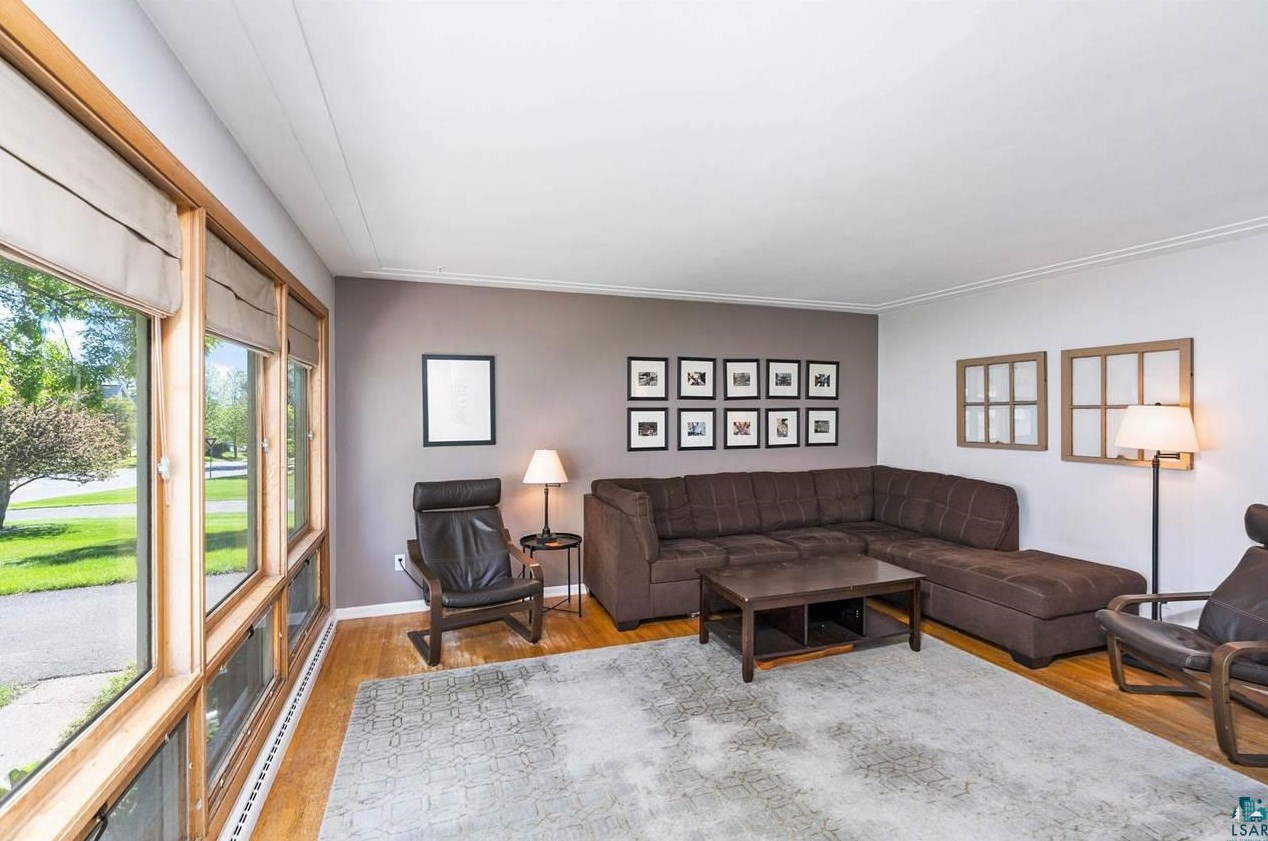 5022 Colorado St, Duluth, MN 55804