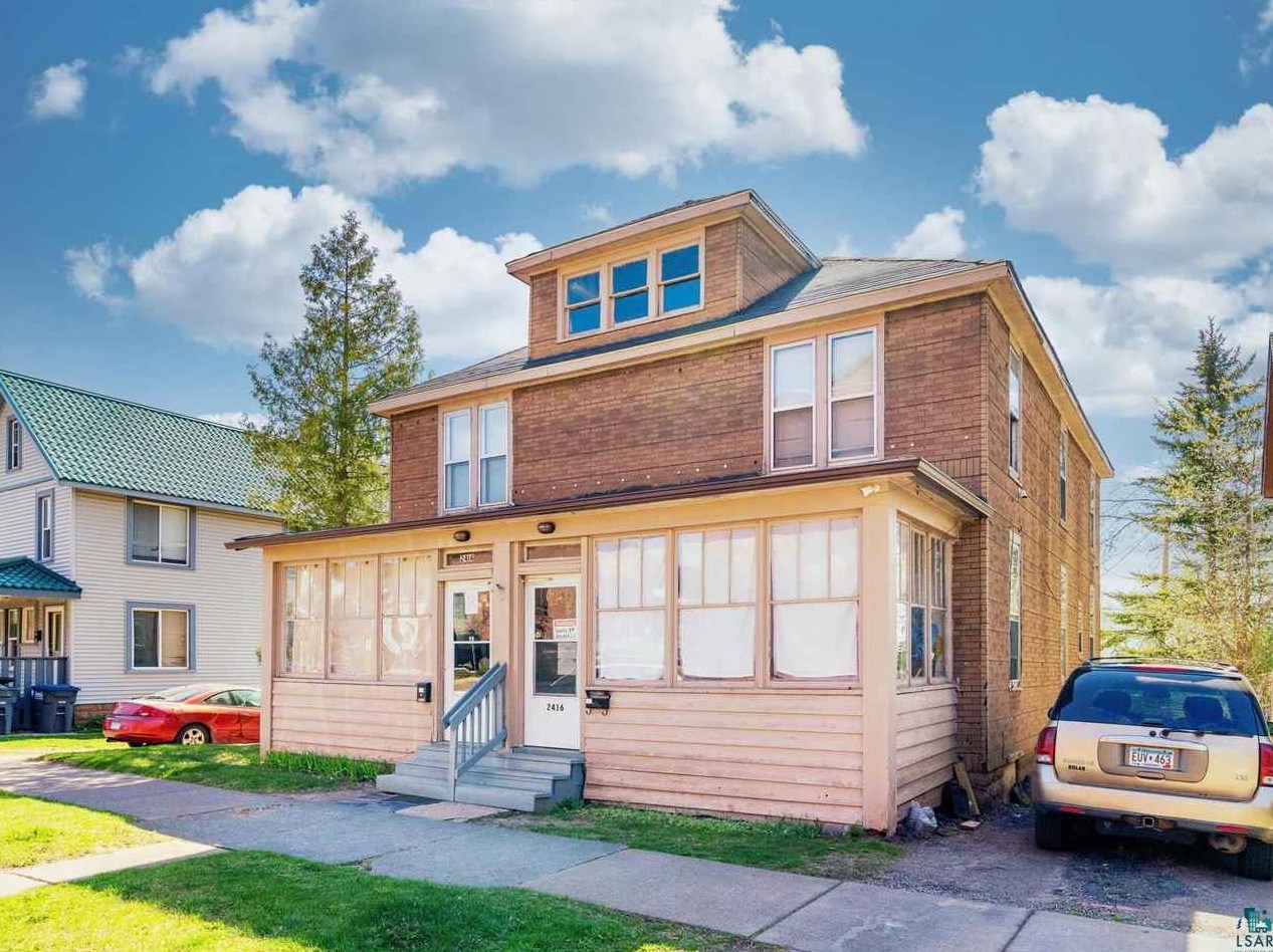 2414-2416 W 4th St, Duluth, MN 55806