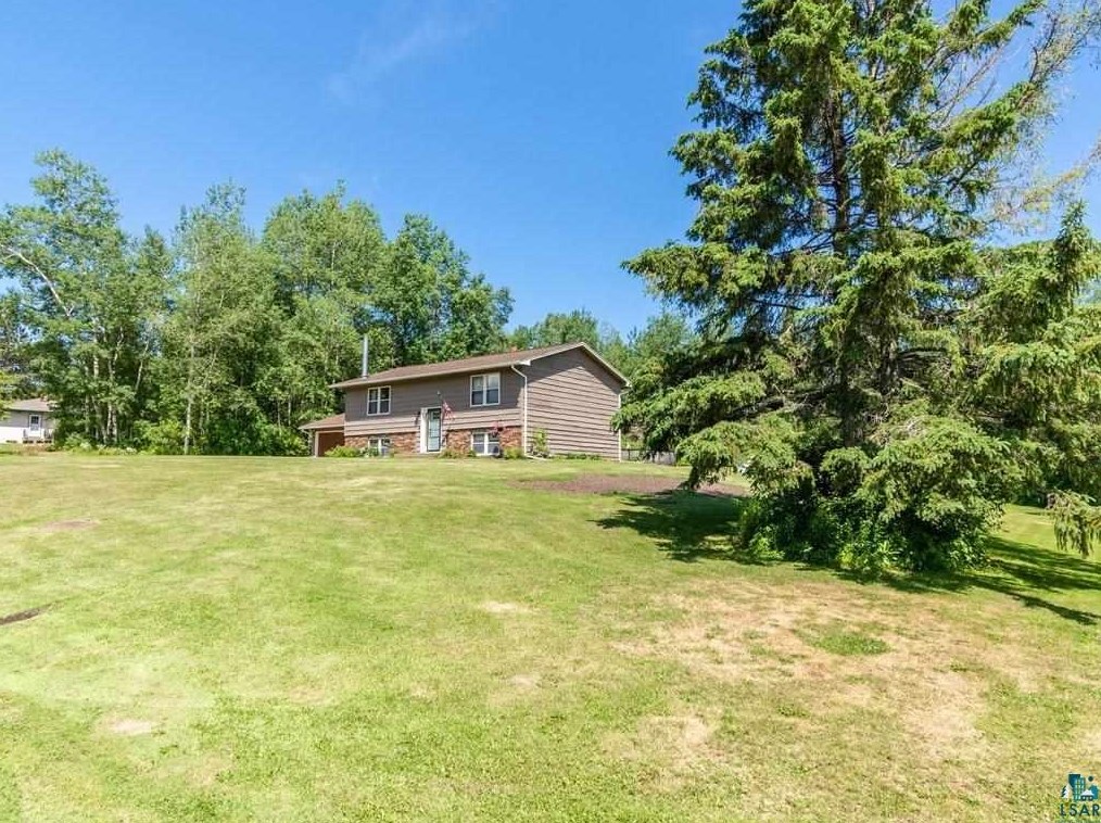 7 N Ridge Rd, Esko, MN 55733
