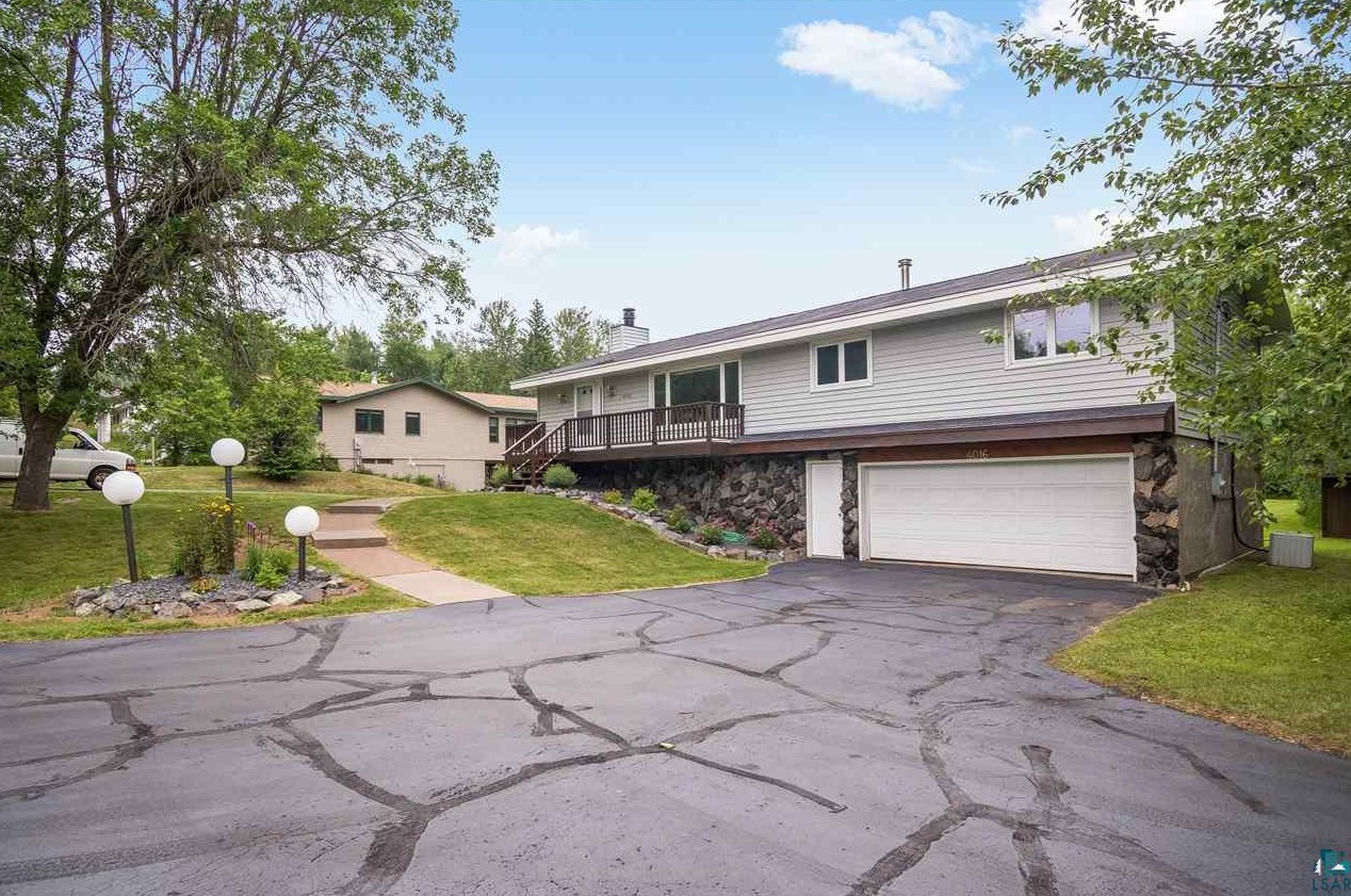 4016 Chambersburg Ave, Duluth, MN 55811