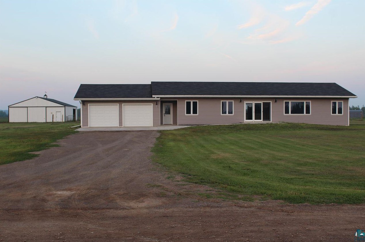 2334 Bromfield Rd, Carlton, MN 55718-9117