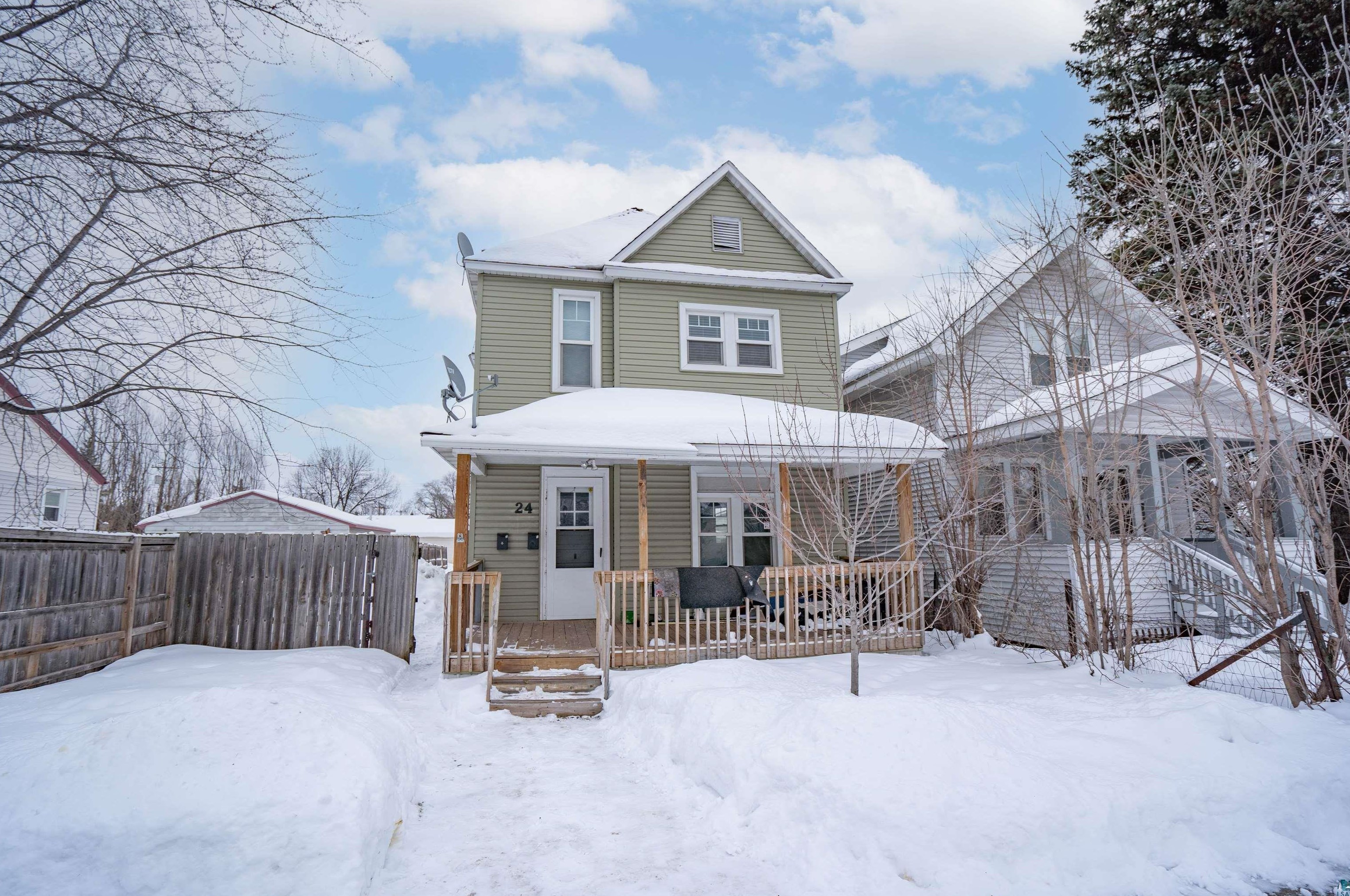 24 N 57th Ave W, Duluth, MN 55807