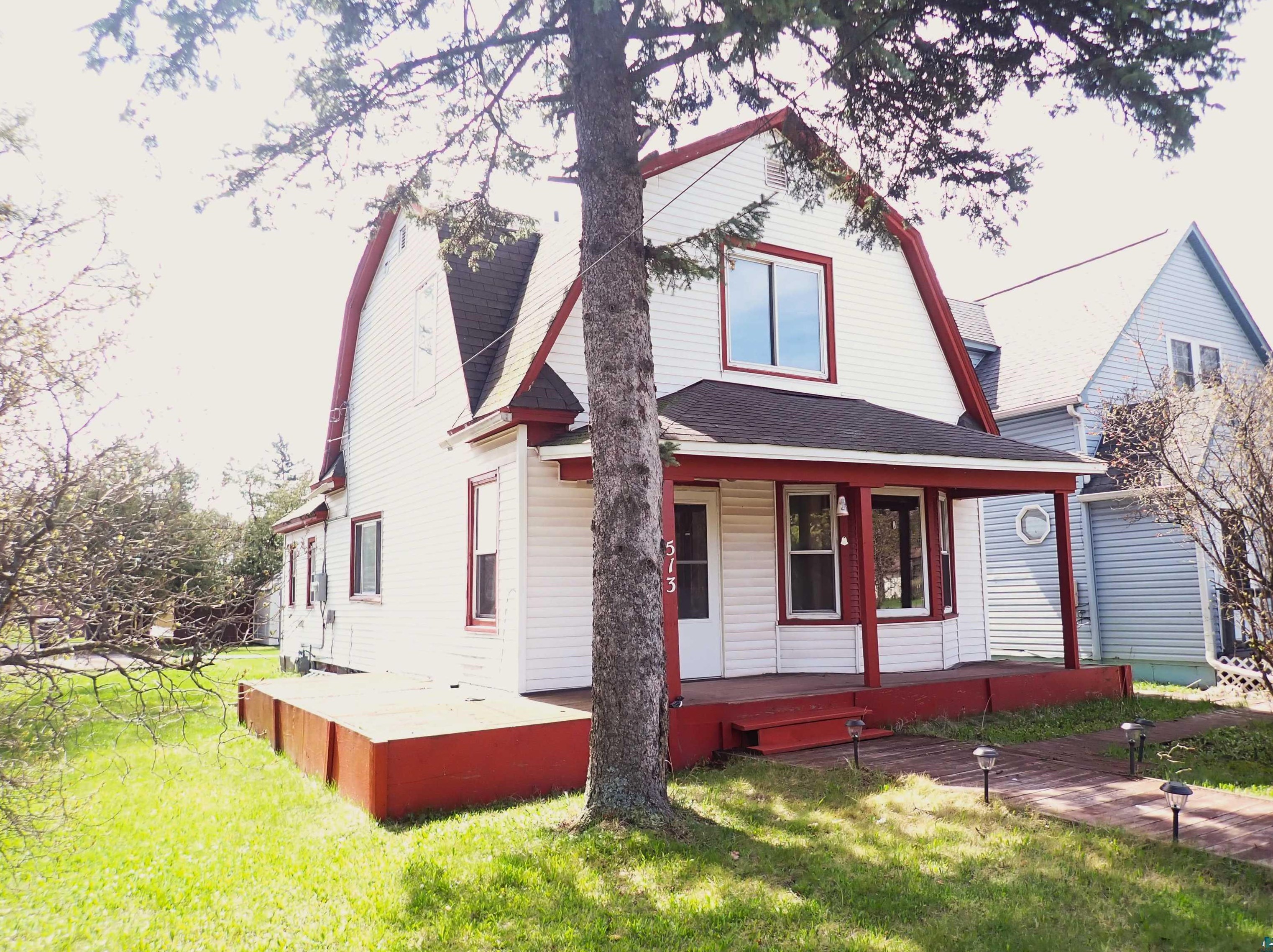 513 37th Ave, Superior, WI 54880-4139