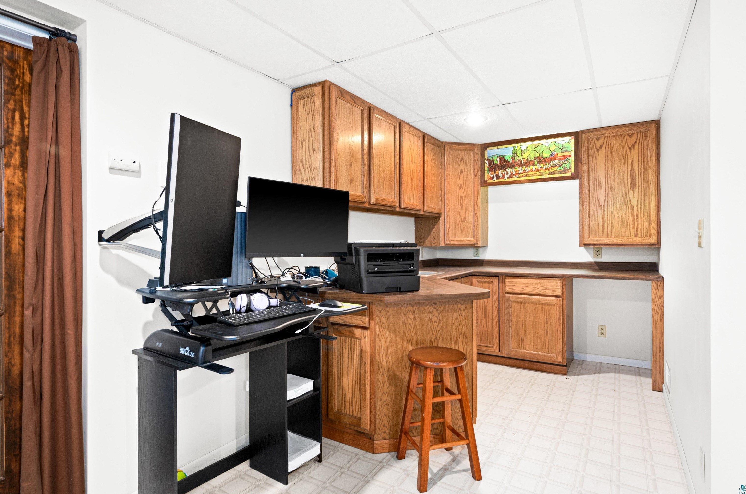 105 7th St, Scanlon, MN 55720
