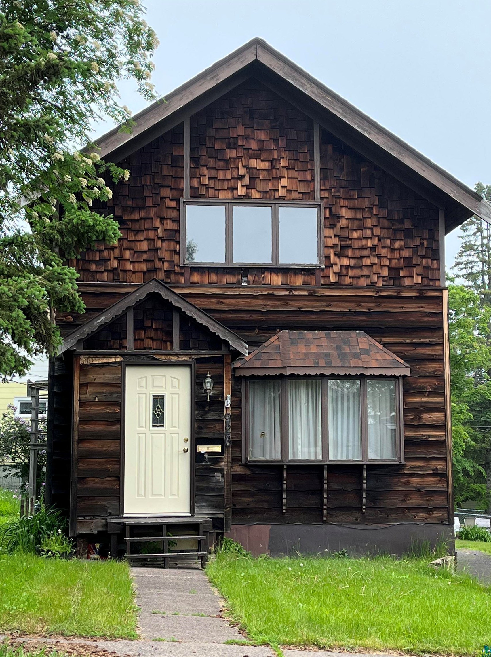 926 14th Ave, Duluth MN  55805-1620 exterior