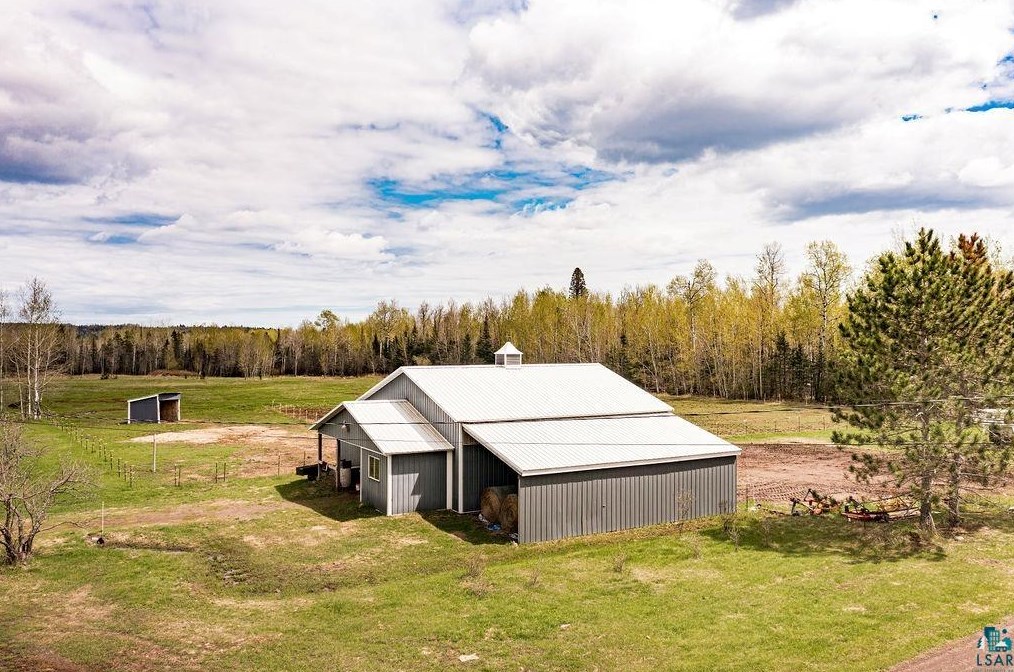 2792 Clark Rd, Two Harbors, MN 55616-1192