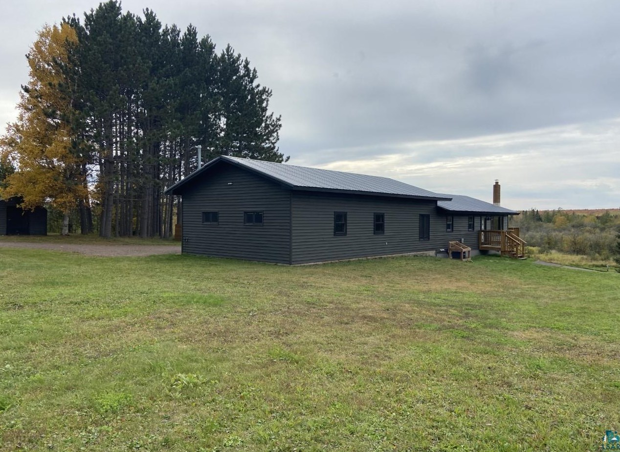 618 Wales Rd, Two Harbors, MN 55616