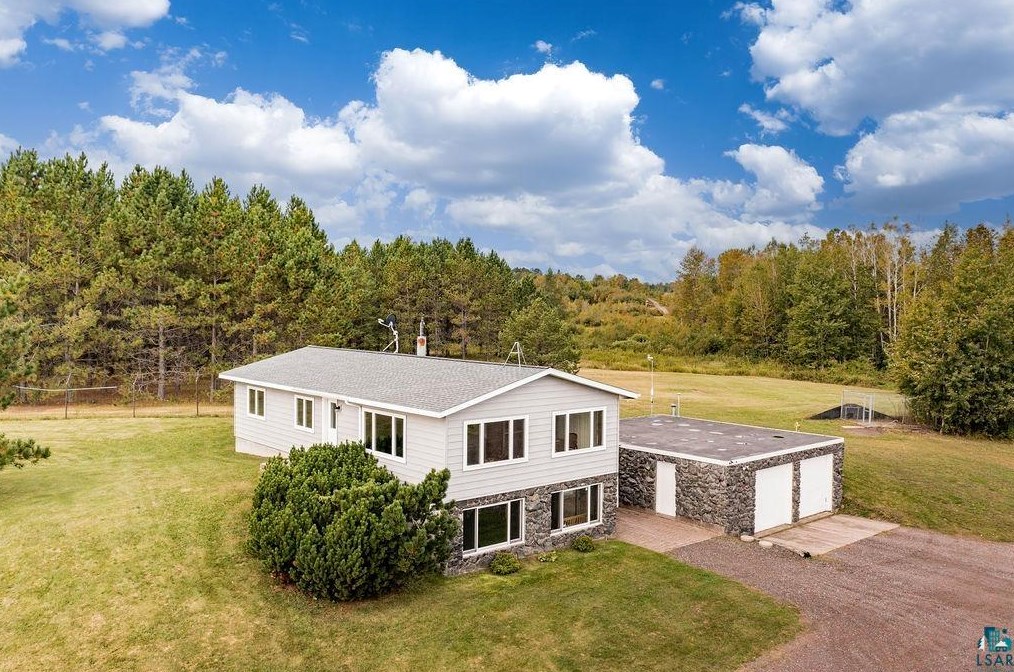 3359 Zimmerman Rd, Duluth, MN 55804