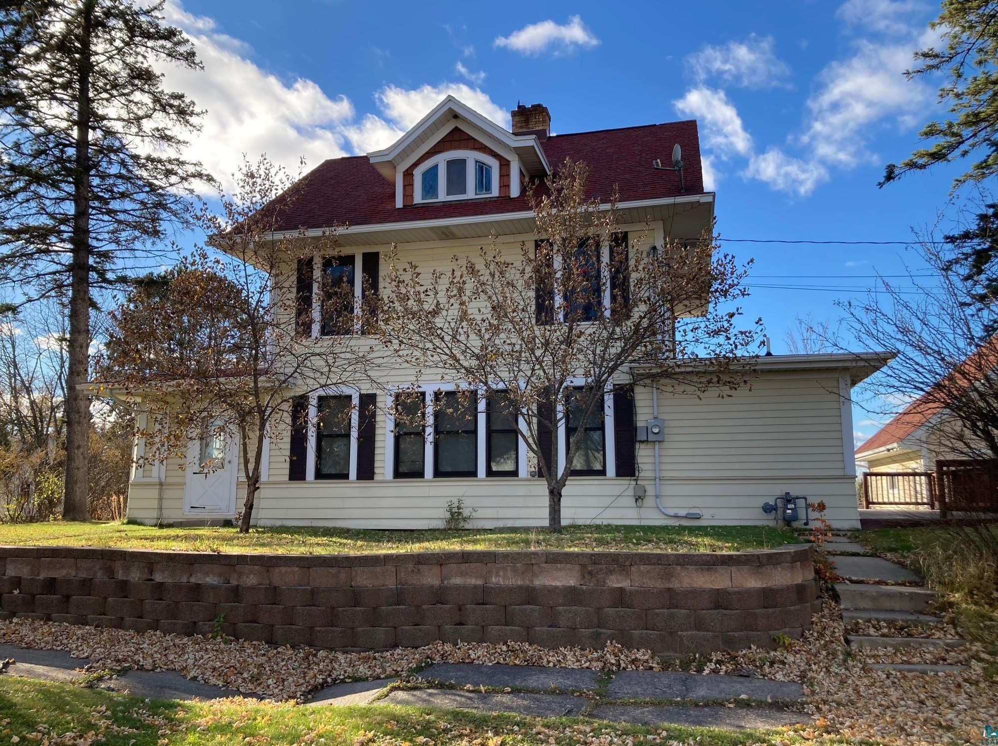 601 5th Ave Nw, Chisholm, MN 55719