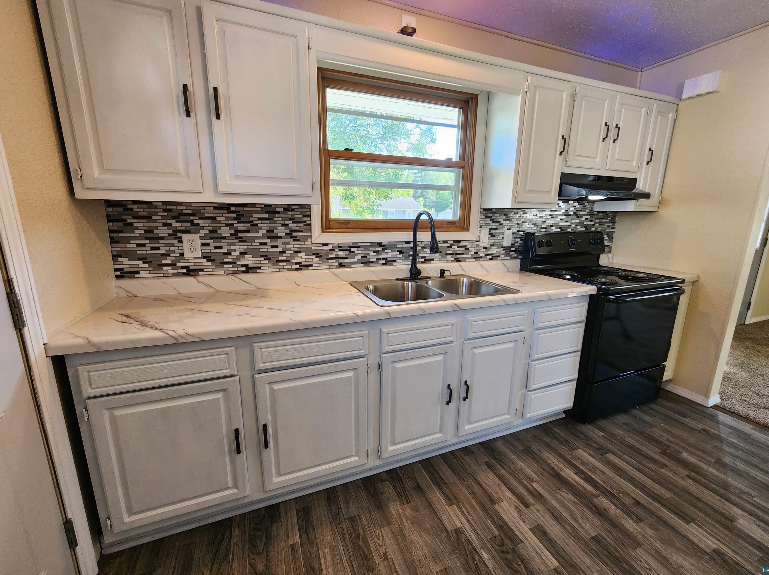 37 Elm Blvd, Babbitt MN  55706-1213 exterior