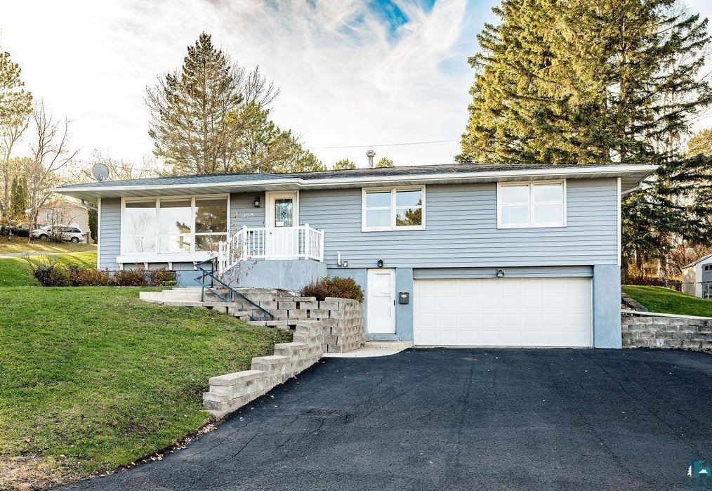 308 Midway Ave, Duluth, MN 55810