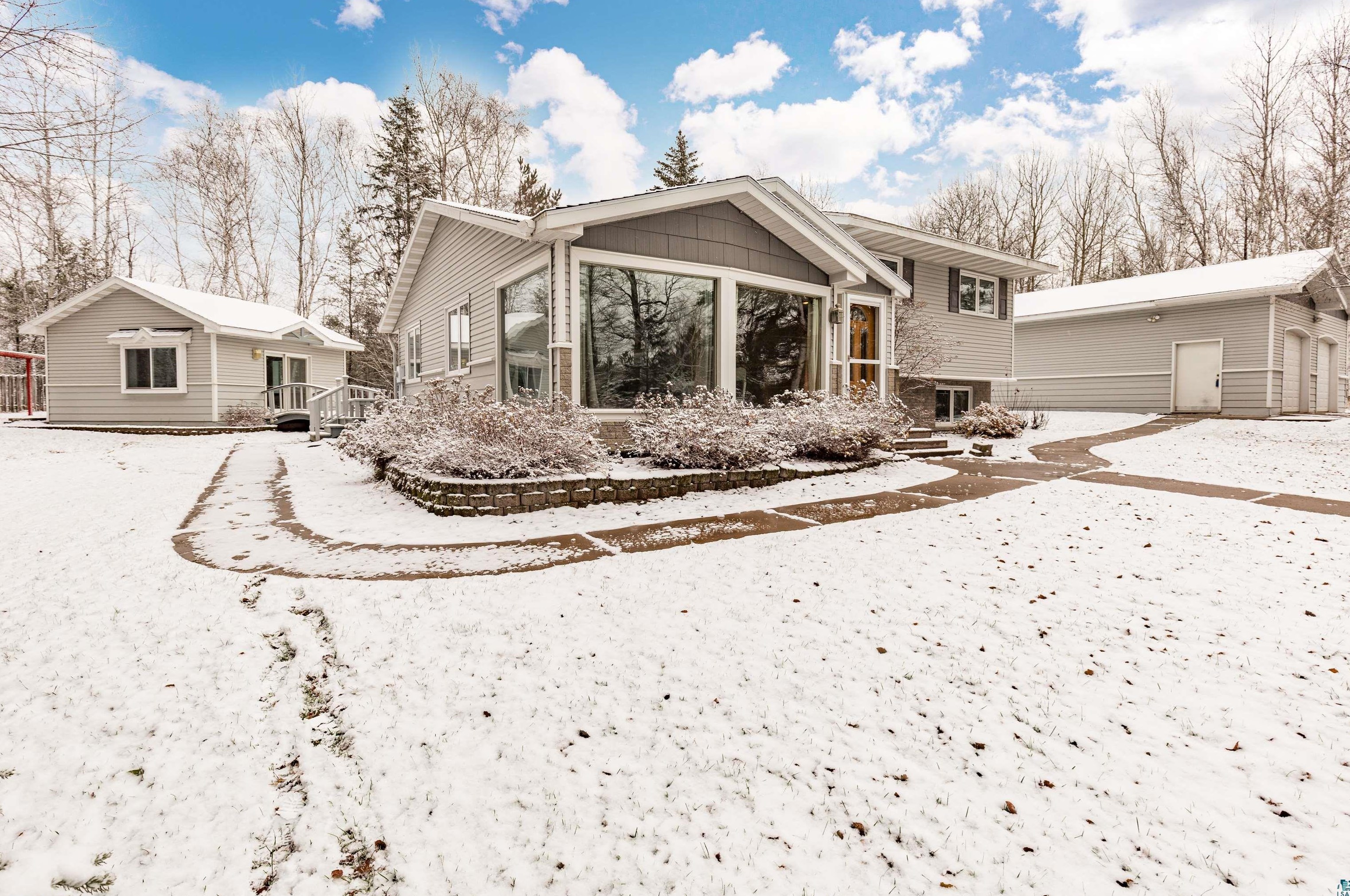 3738 Sandberg Rd, Duluth, MN 55810