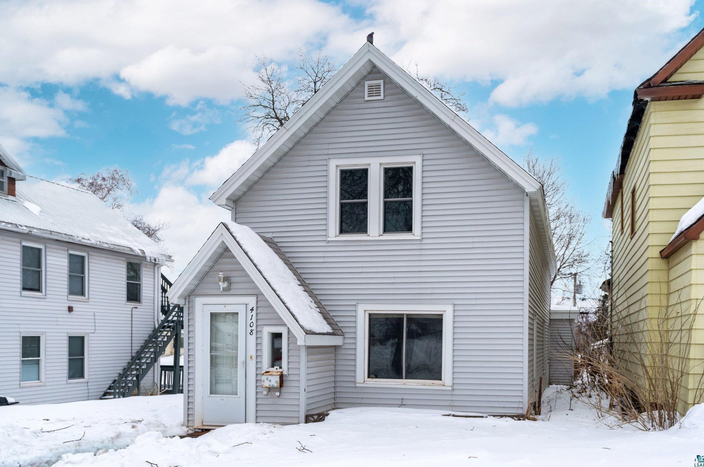 4108 W 5th St, Duluth, MN 55807