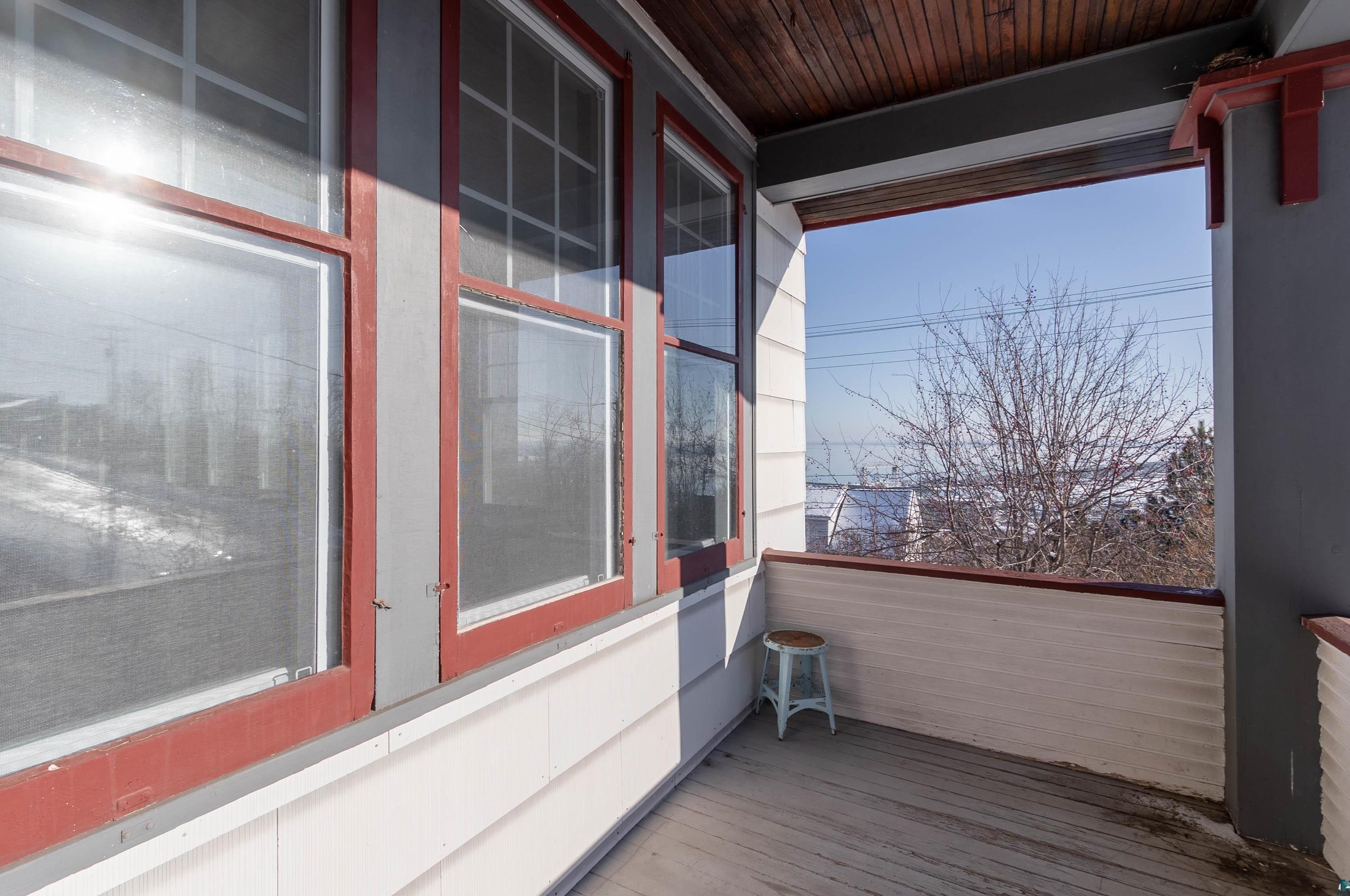 602 N 5th Ave W, Duluth, MN 55806