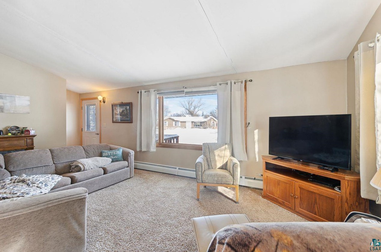721 16th Ave, Lac Du Flambeau Reservation, WI 54806-2611