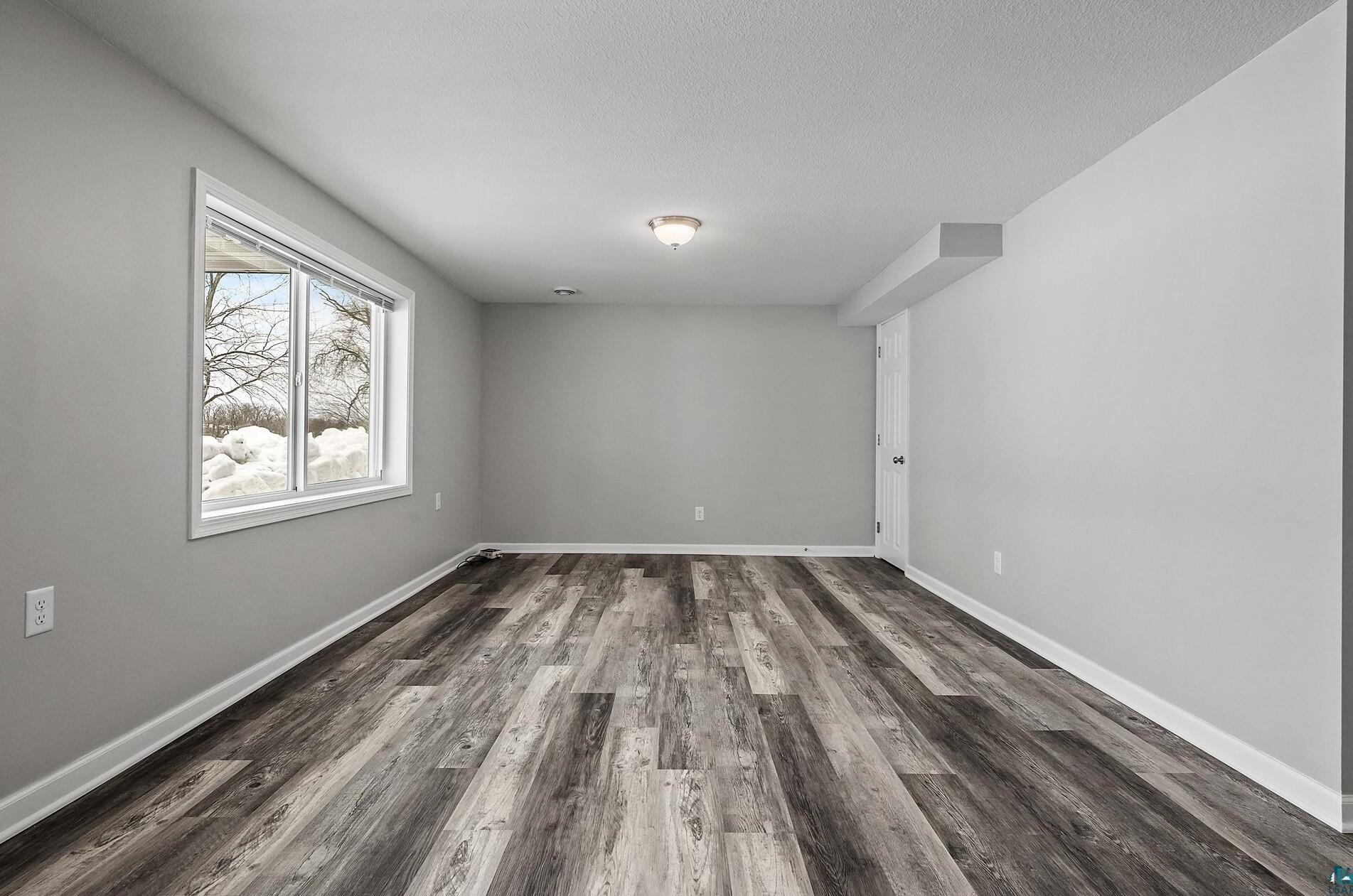1677 Shore Dr, Quamba MN  55051-7440 exterior