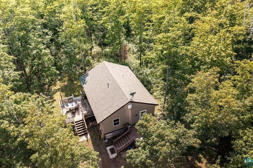 3690 Birch Hill Rd, Silver Bay, MN 55614