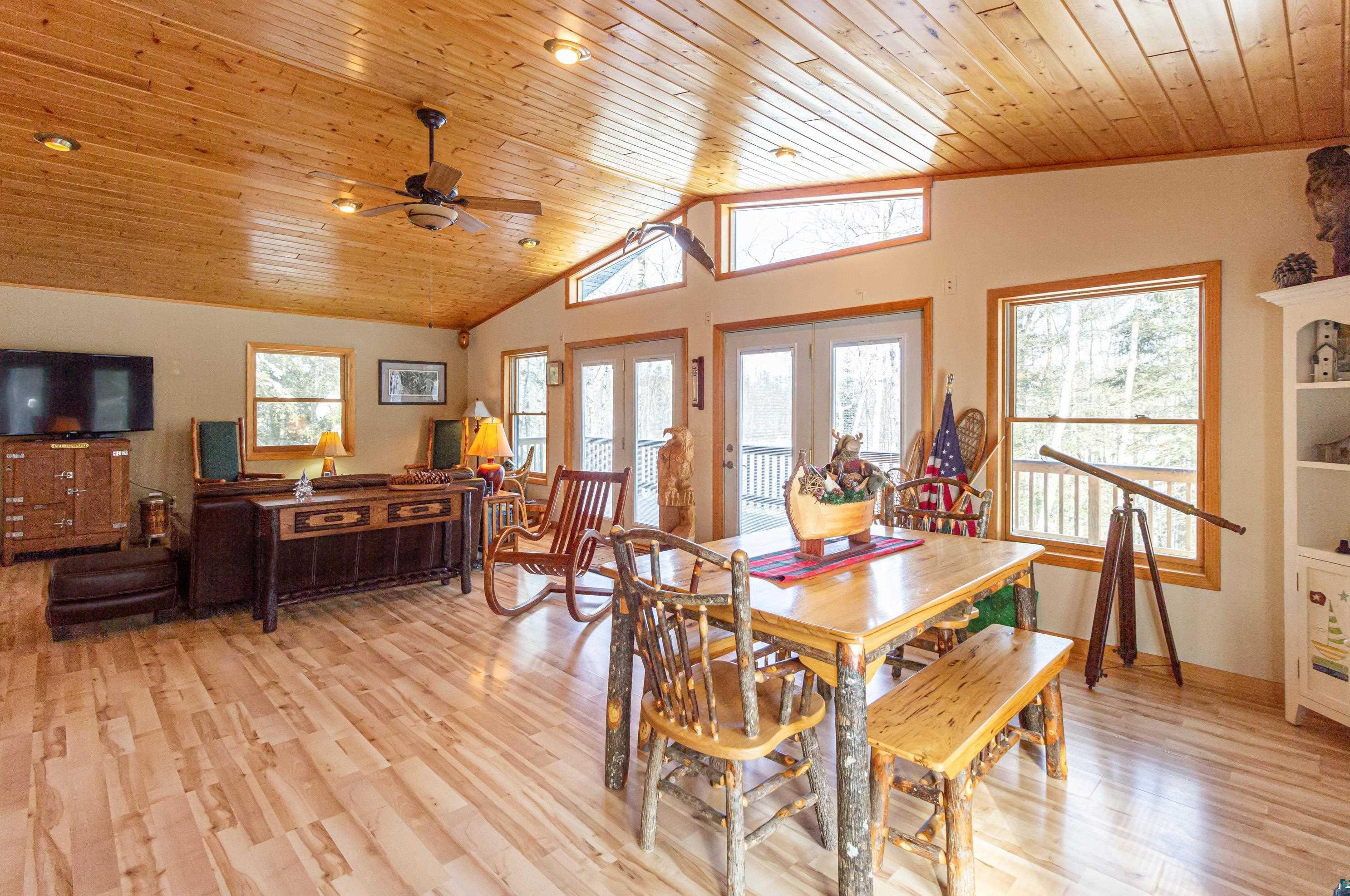 2241 Spaulding Dr, Ely, MN 55731