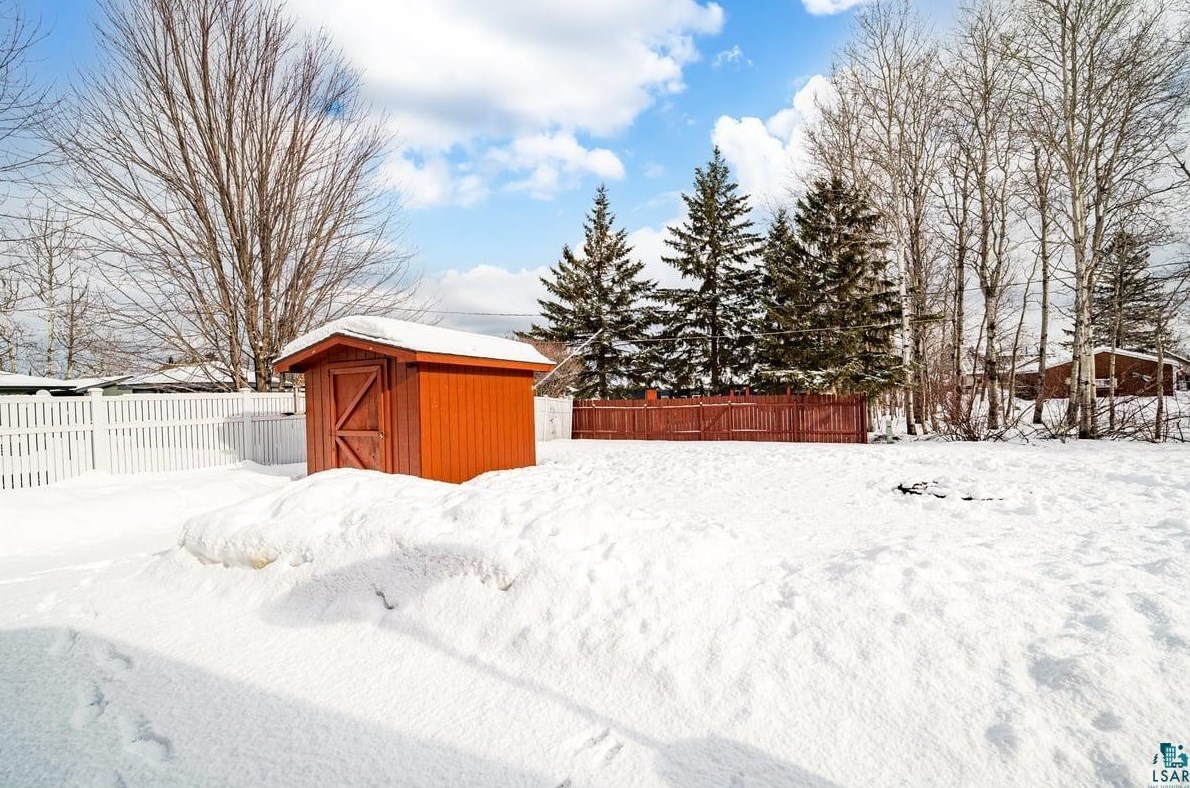 3805 8th St, Superior WI  54880-4133 exterior