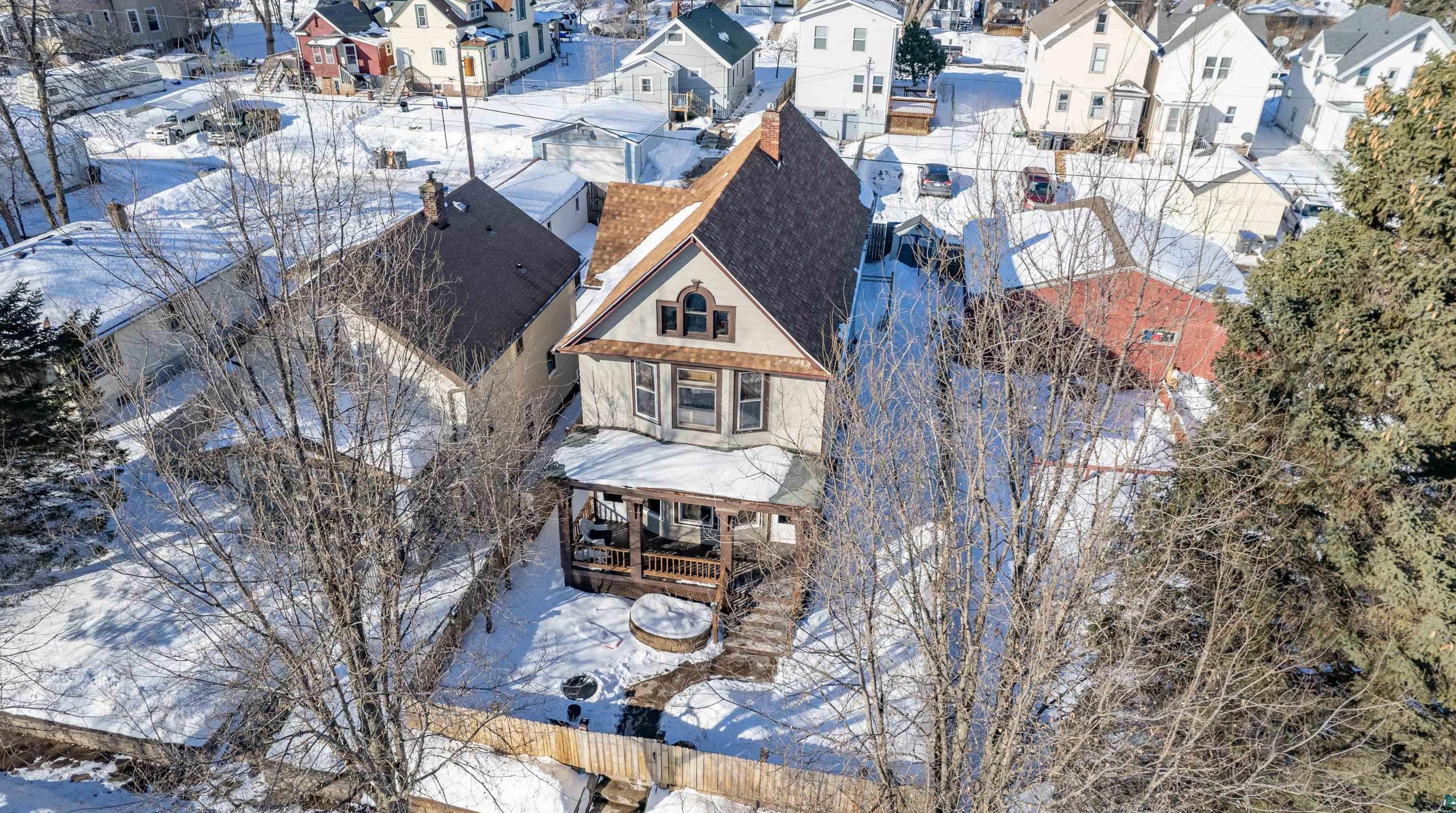 3161 Vernon St, Duluth, MN 55806