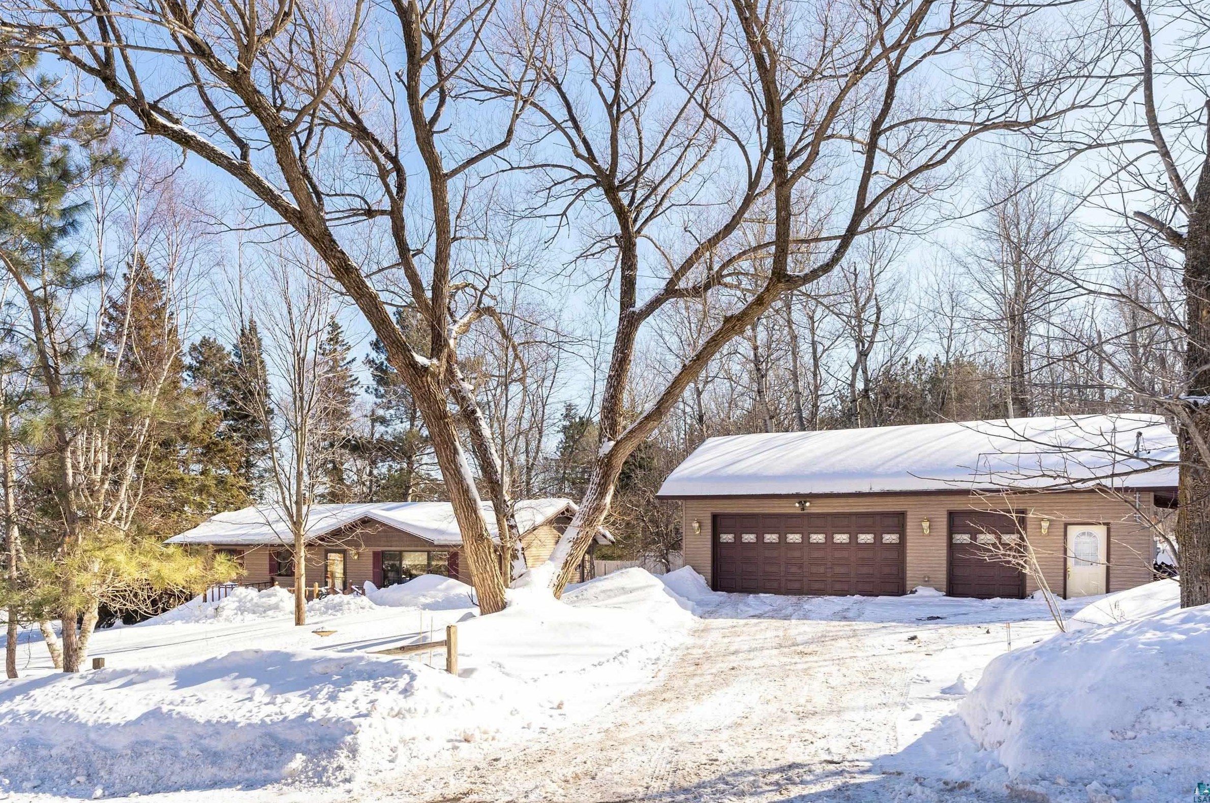 16 W Olive St, Duluth, MN 55811