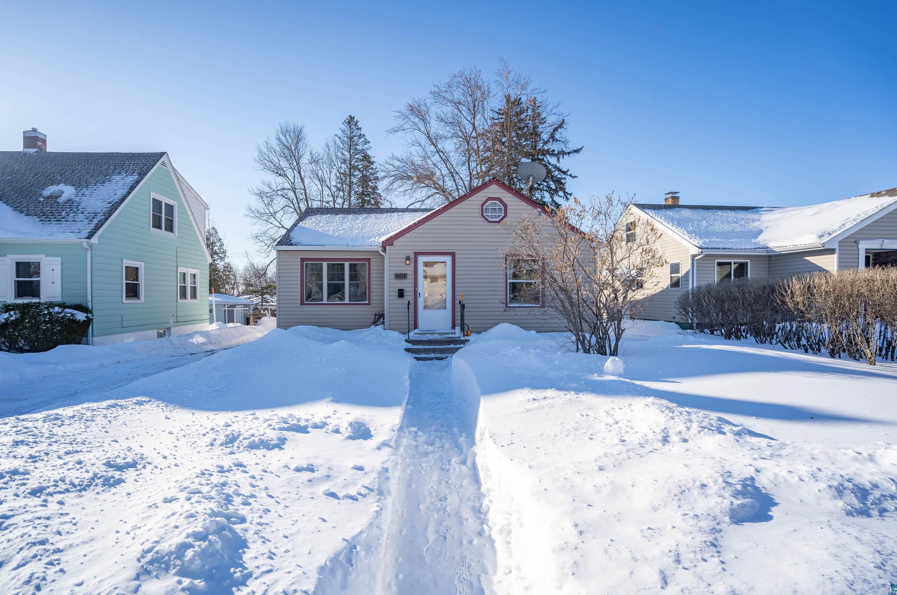 4614 Tioga St, Duluth, MN 55804