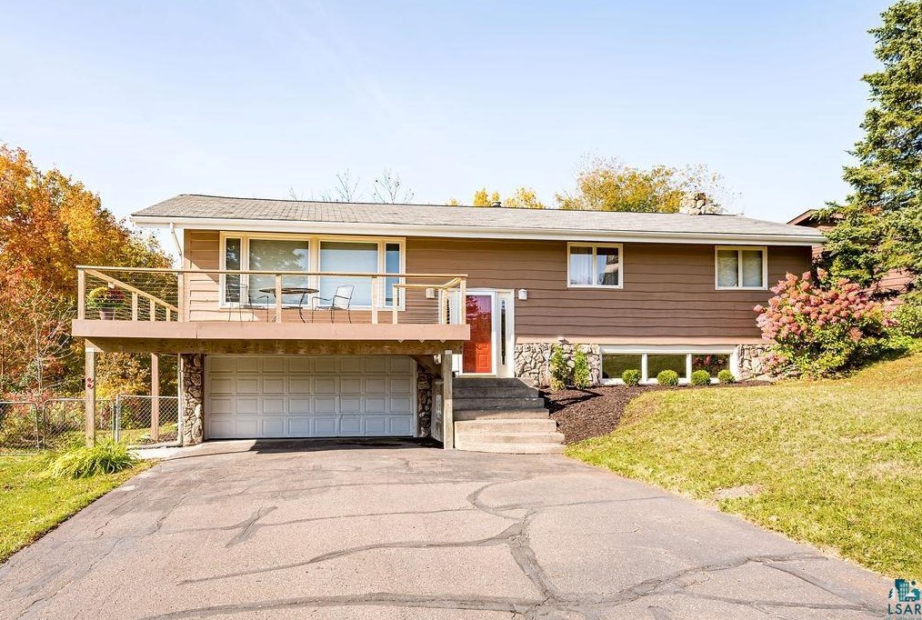 1431 Cliff Ave, Duluth, MN 55811
