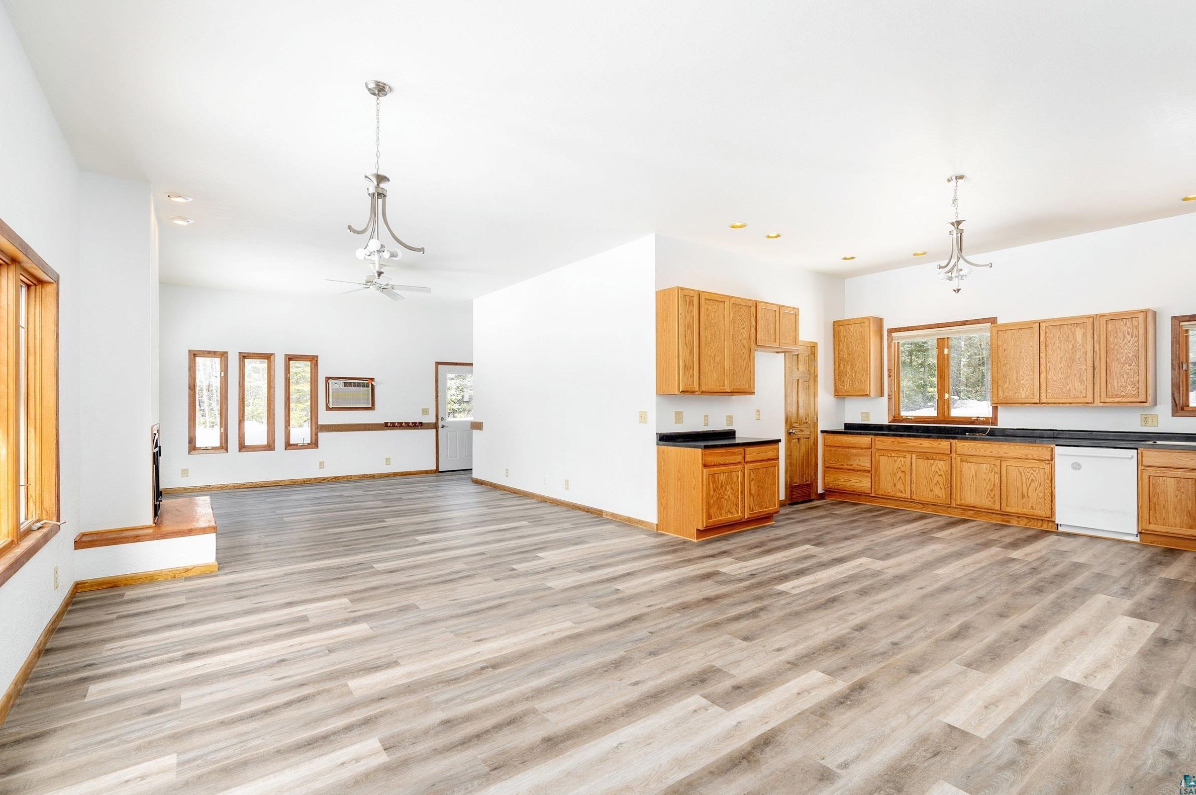 6744 E Cook Lake Rd, Duluth, MN 55803