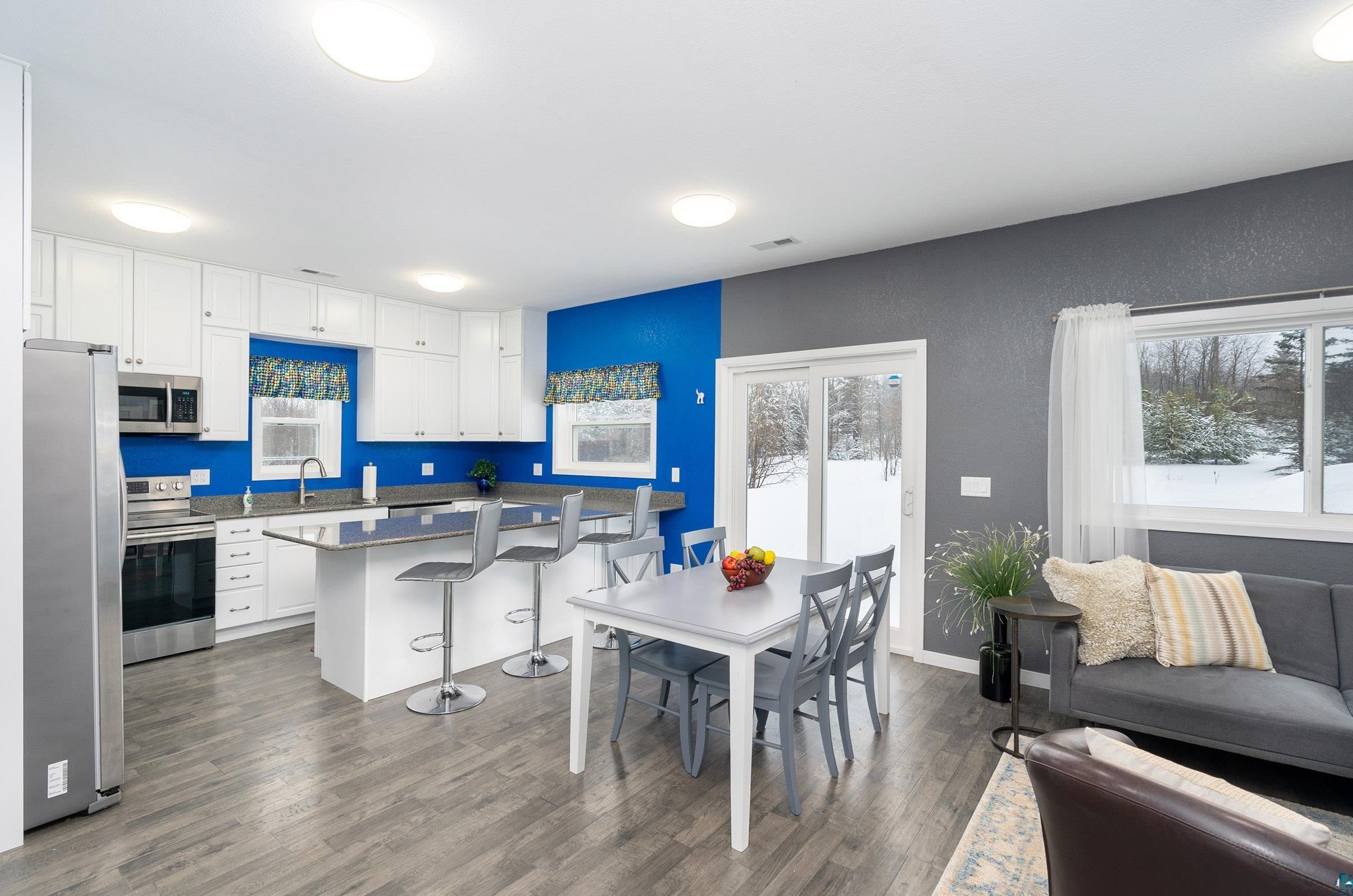 4048 Nelson Rd, Duluth, MN 55803
