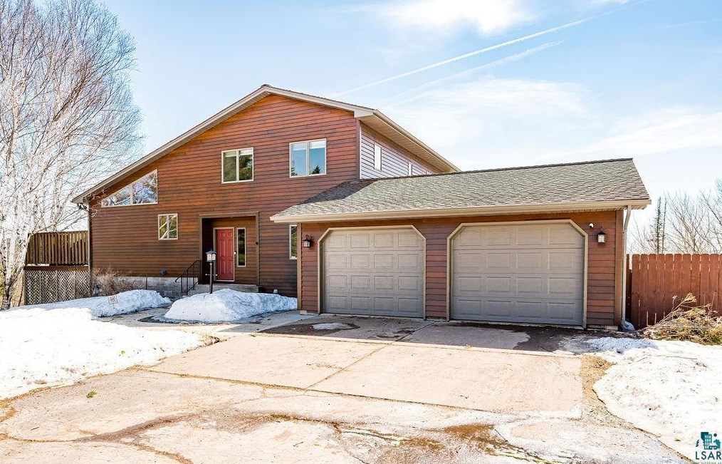 2020 20th Ave, Two Harbors MN  55616-5018 exterior